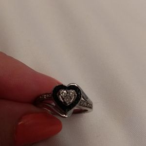 Diamond and dark blue diamond silver ring